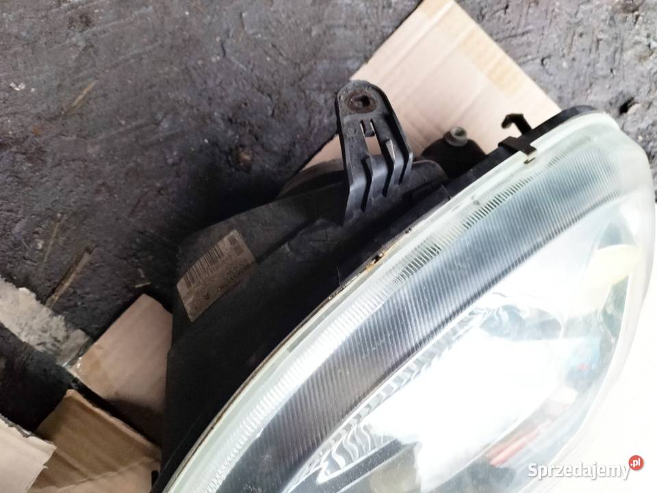 CITROEN SAXO II 2 LAMPA PRZÓD PRZEDNIA LEWA Kamień-Kolonia