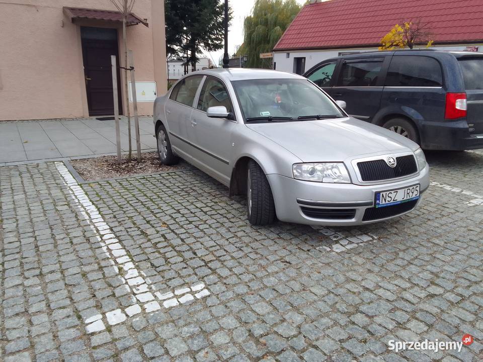 Skoda suberb 28 V6 automat full