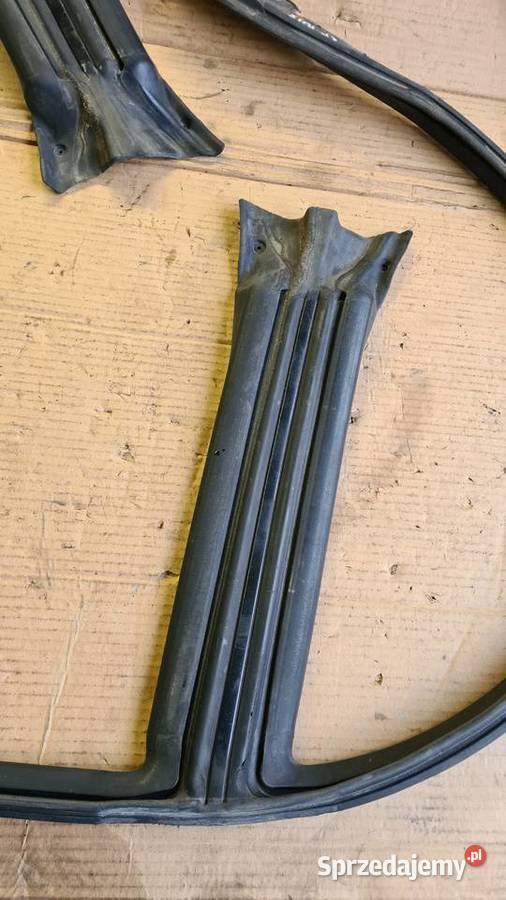 Subaru Legacy 3 BH5 uszczelki szyby ramy drzwi Uszczelki dolnośląskie Legnica