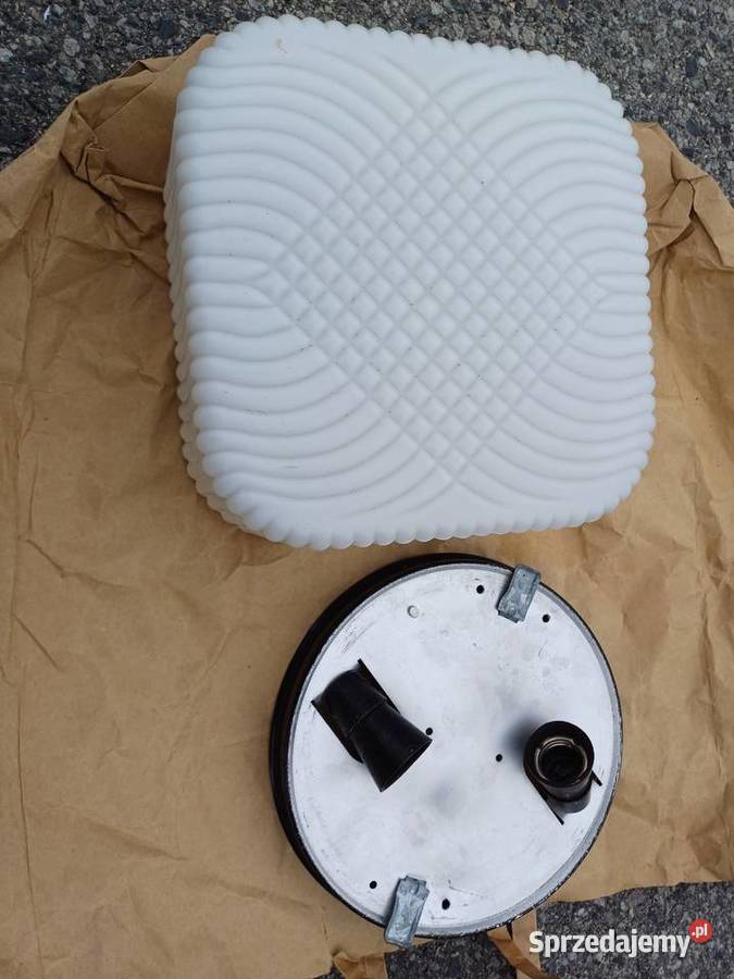 Retro plafon z 1965 roku Napako na dwie zarowki Pozostałe Lubań sprzedam