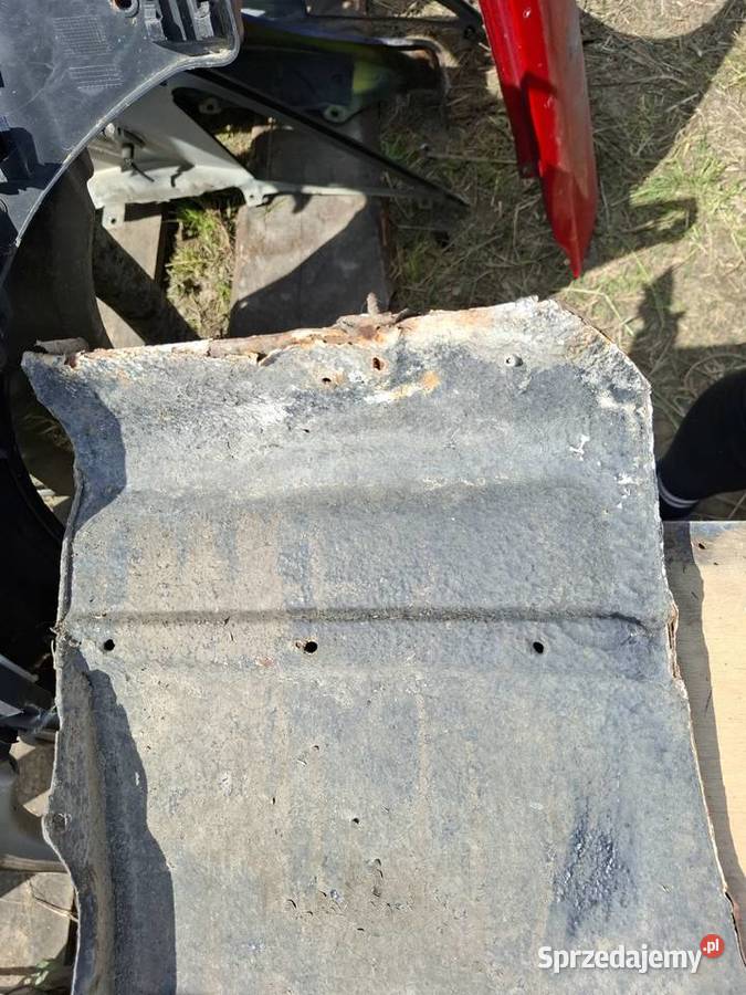 Błotnik Prawy Bmw E34 Pozostałe