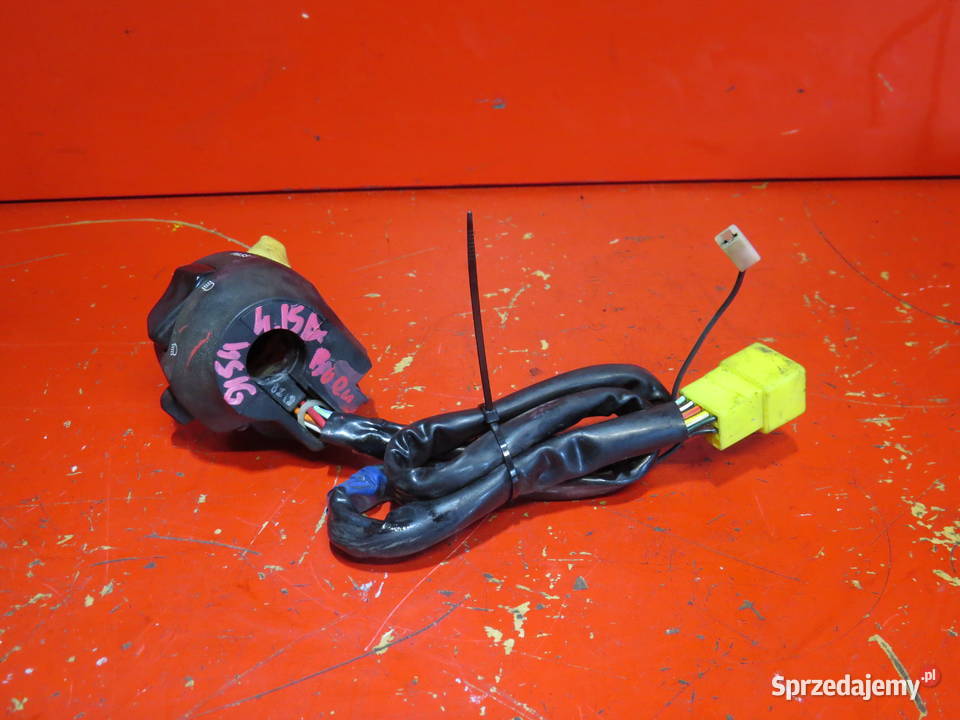 SUZUKI BURGMAN 400 250 07 k7 przełącznik Warszawa sprzedam