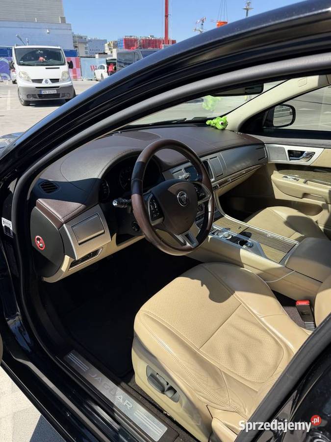 Jaguar XF 30 T AWD Premium Luxury Warszawa