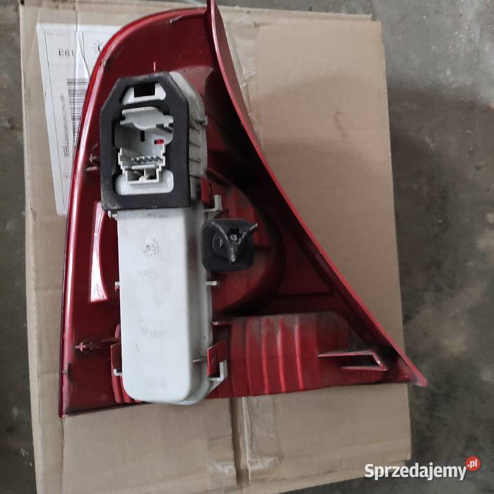 Lampy tylne Renault Clio II komplet demontaż