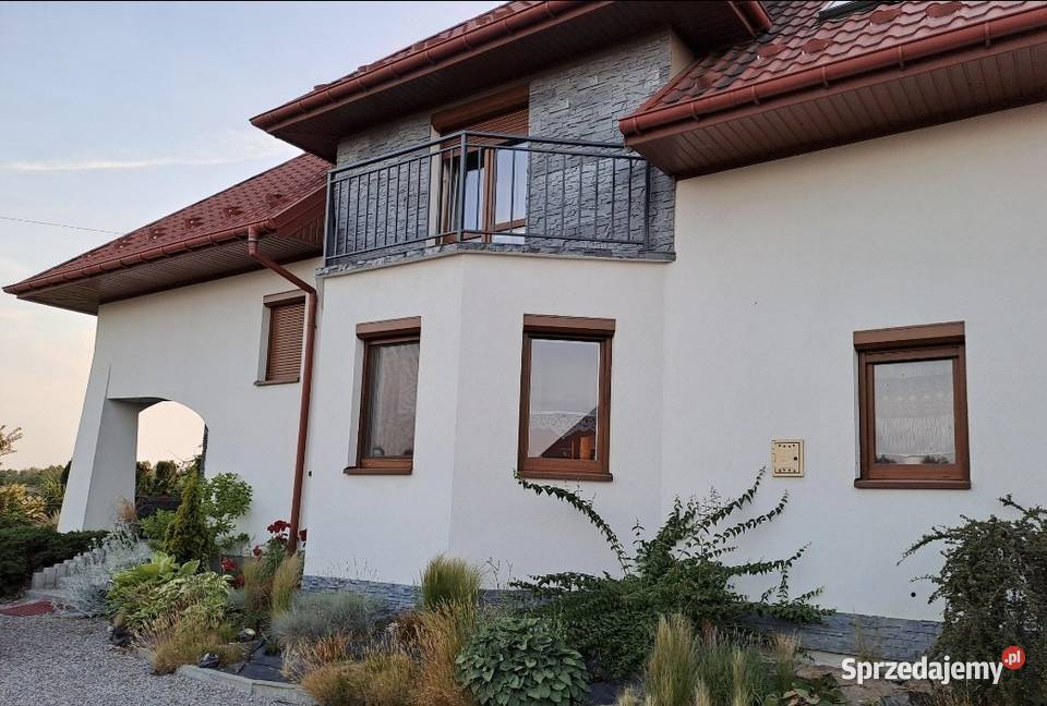 Dom z ogrodem i pięknym widokiem bez sąsiadów Wola Mielecka