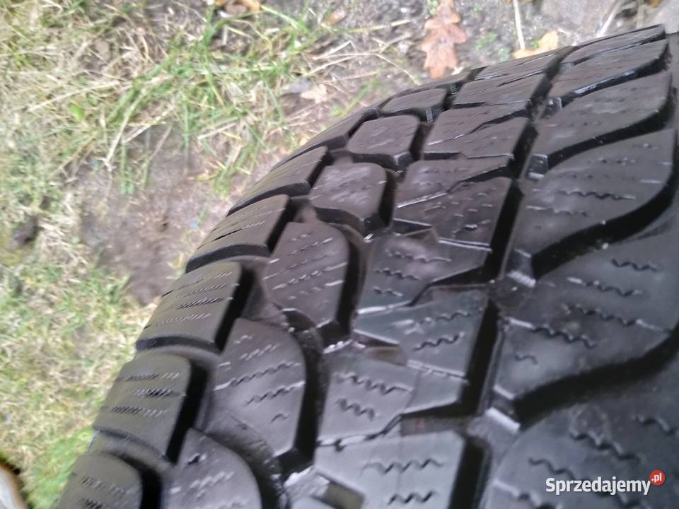 Sprzedam opony zimowe 23550 r18 18cale mazowieckie Żyrardów