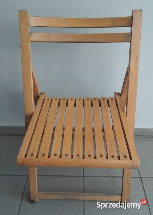 Trzy używane składane krzesła drewniane z Krzesła ogrodowe Kraków