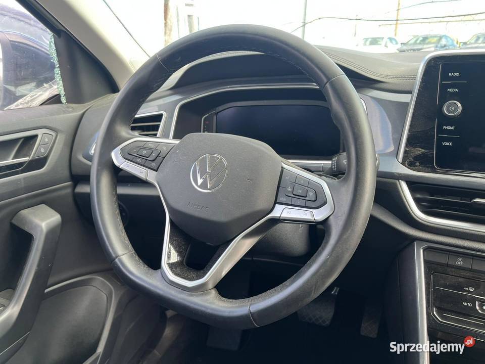 VOLKSWAGEN TRoc 15 TSi 150 DSG7 GN785 dolnośląskie Wrocław