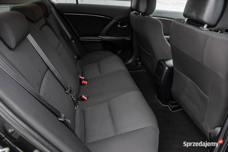 Toyota Avensis 18i 147 LPG Sekwencja Super Stan Zwoleń