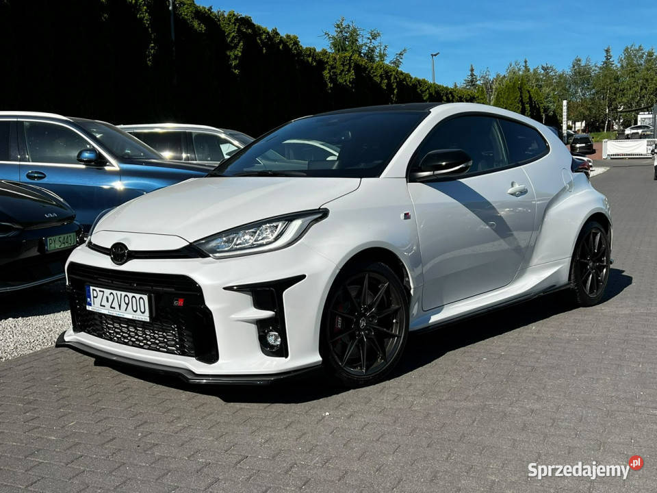 Toyota Yaris YARIS GR 4x4 261 Salon Jeden