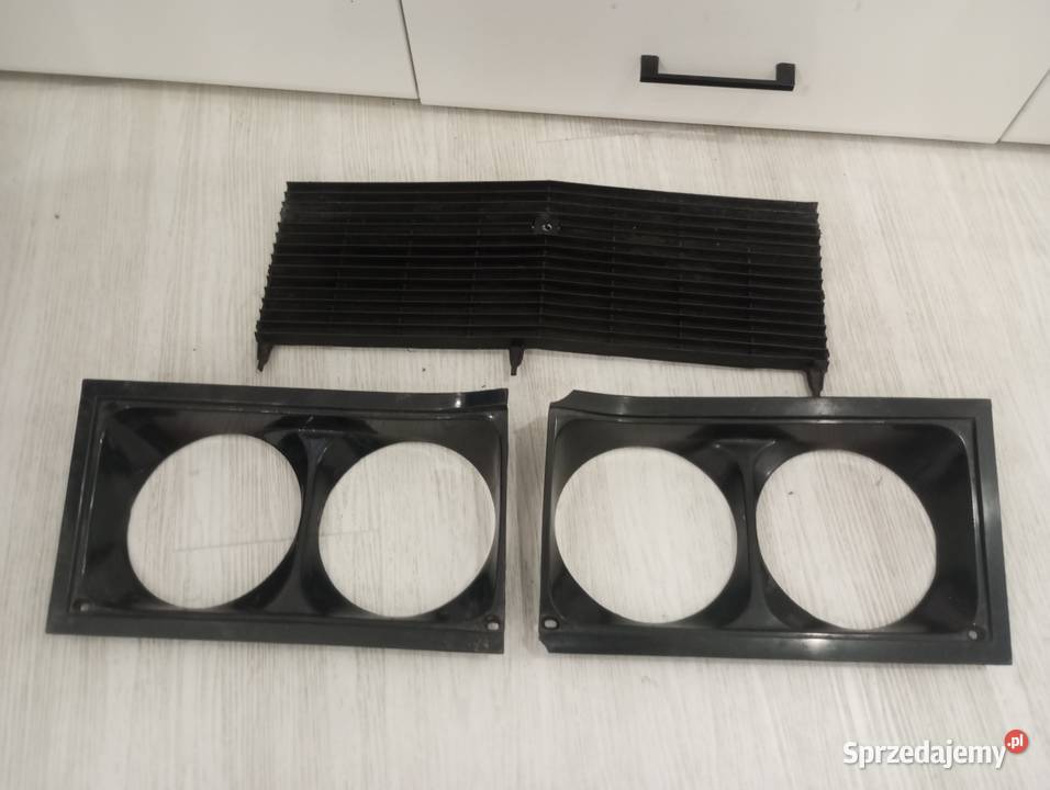 Fiat 125p grill atrapa ramki świateł Gniezno sprzedam