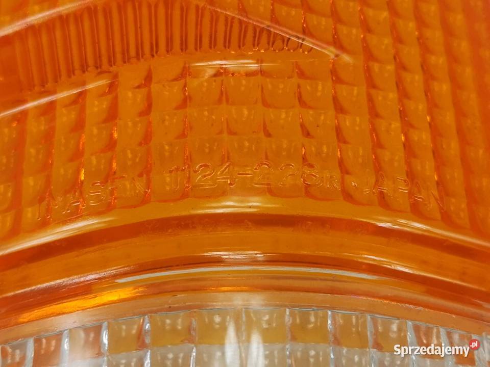 KLOSZ KIERUNKU BOCZNEGO MITSUBISHI L300 II 1986