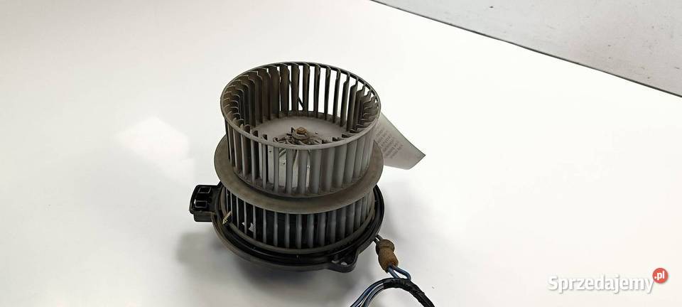 WENTYLATOR KABINOWY TOYOTA YARIS I 2464606080 osobowe Lipno
