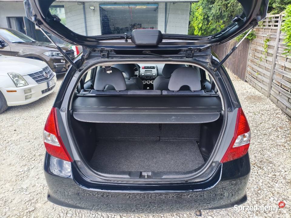Honda Jazz benzyna 5 drzwi klimatyzacja bez rdzy