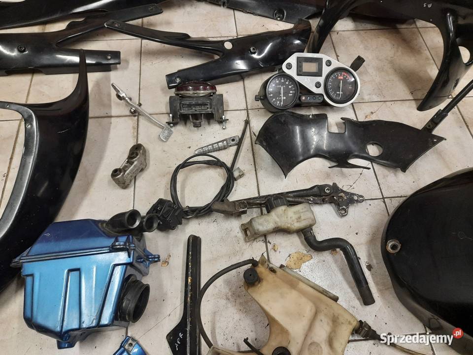 Aprilia RS 125 części owiewki licznik bak ogon
