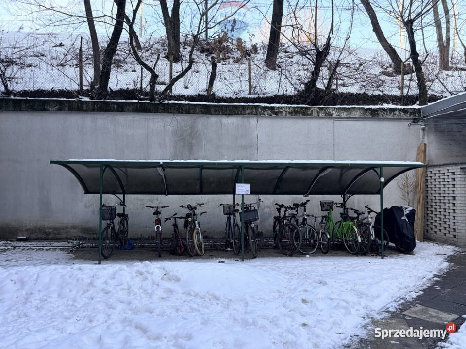 Klimatyczna kawalerka w kamienicy na Powiślu Warszawa