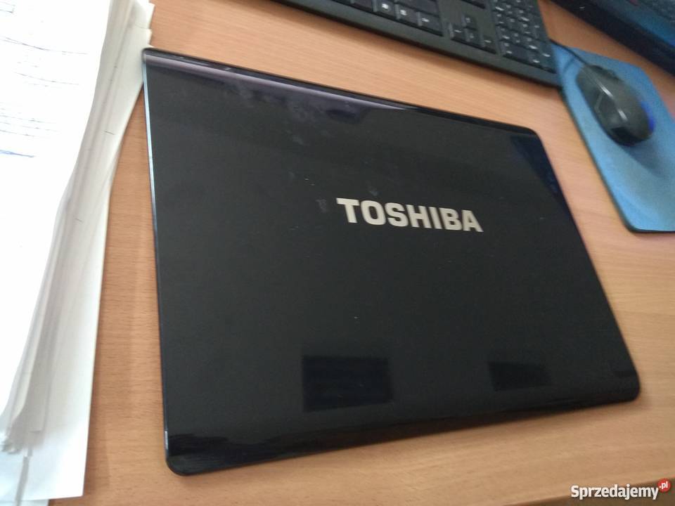 Klapa z kamerą Toshiba Kraków