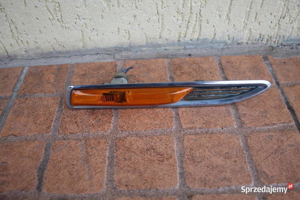 KIERUNKOWSKAZ BŁOTNIKA PRAWY FORD MONDEO MK4 sprzedam