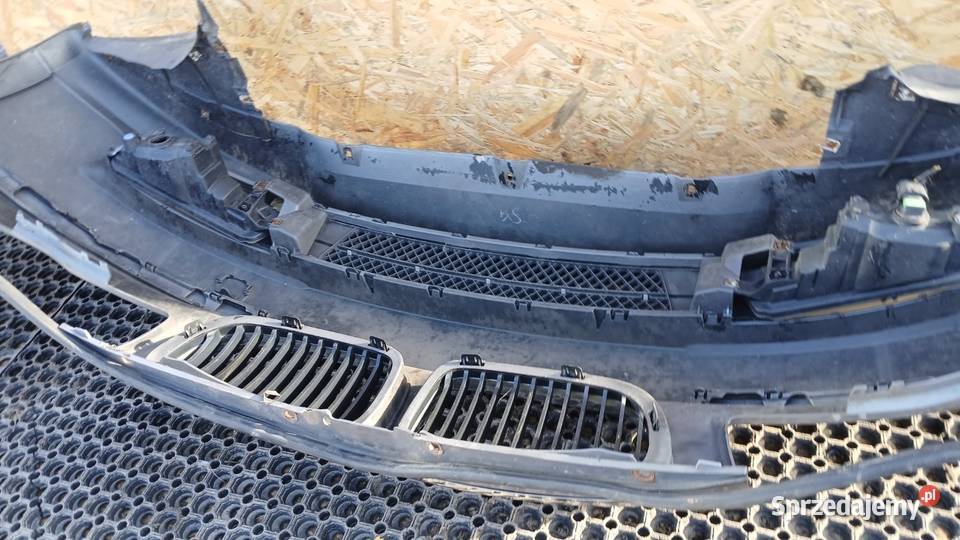 BMW 1 E87 LIFT ZDERZAK PRZÓD HALOGEN A52 Zbierkowo