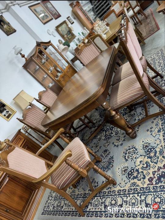 Duży rozkładany stół drewniany z 4 wkładkami i 110cm sprzedam