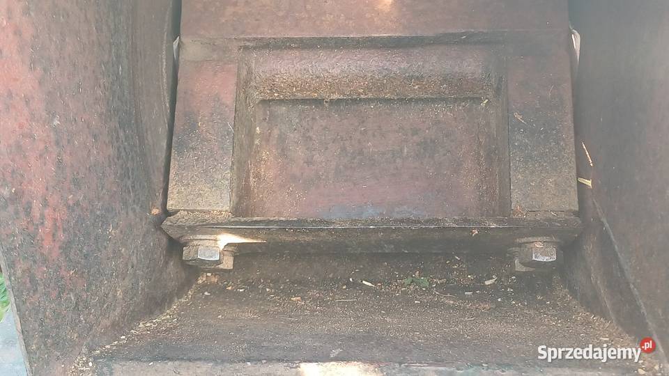 Spalinowy Rębak Rozdrabniacz gałęzi łódzkie Sieradz