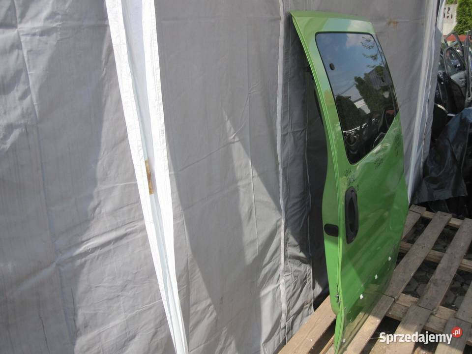 FIAT QUBO 13r drzwi przesuwne boczne lewe osobowe