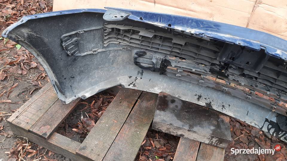 zderzak przód przedni Renault Megane II 2