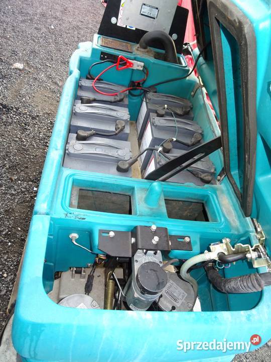 SZOROWARKO CZYSZCZARKA TENNANT 5680 Wąchock