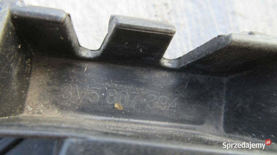 SKODA SUPERB III ŚLIZG ZDERZAKA PRAWY TYŁ Ruda Śląska