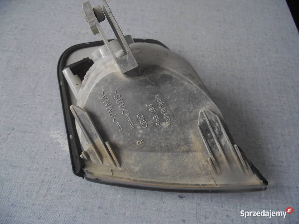 Kierunkowskaz prawy Audi A3 Wrocław sprzedam