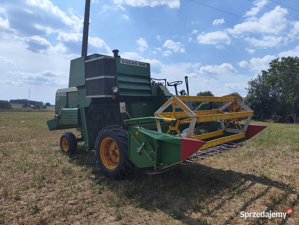 Kombajn zbożowy Volvo S 800 Snopków