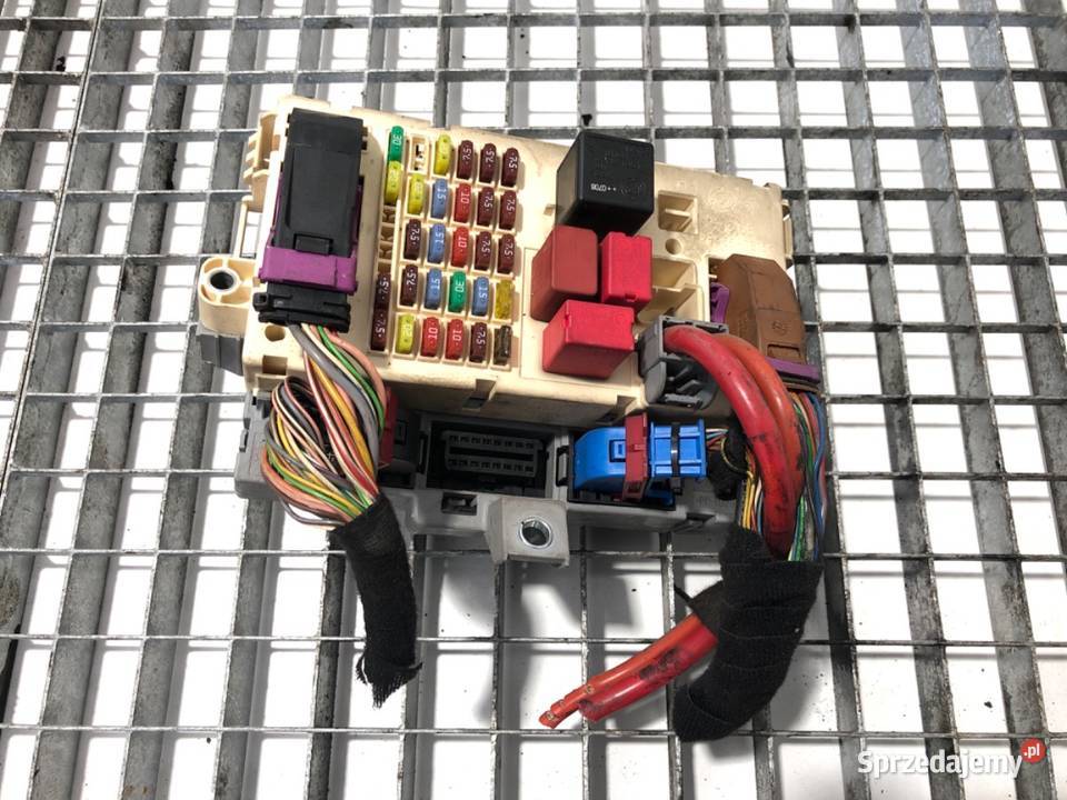 SKRZYNKA BEZPIECZNIKÓW PEUGEOT BOXER I Bus 22