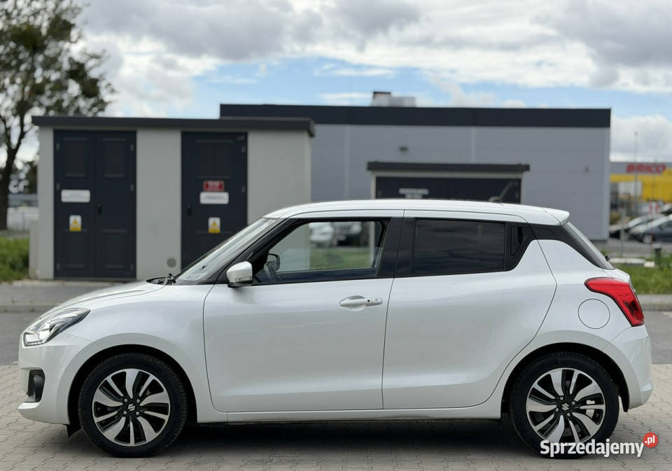 Suzuki Swift 10 112 HYBRID LED Nawigacja Kamera sprzedam
