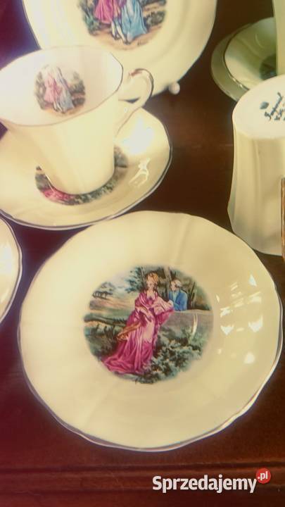 Filiżanka z talerzykiem deserowym
Imperial Made Porcelana i szkło pomorskie Gdańsk