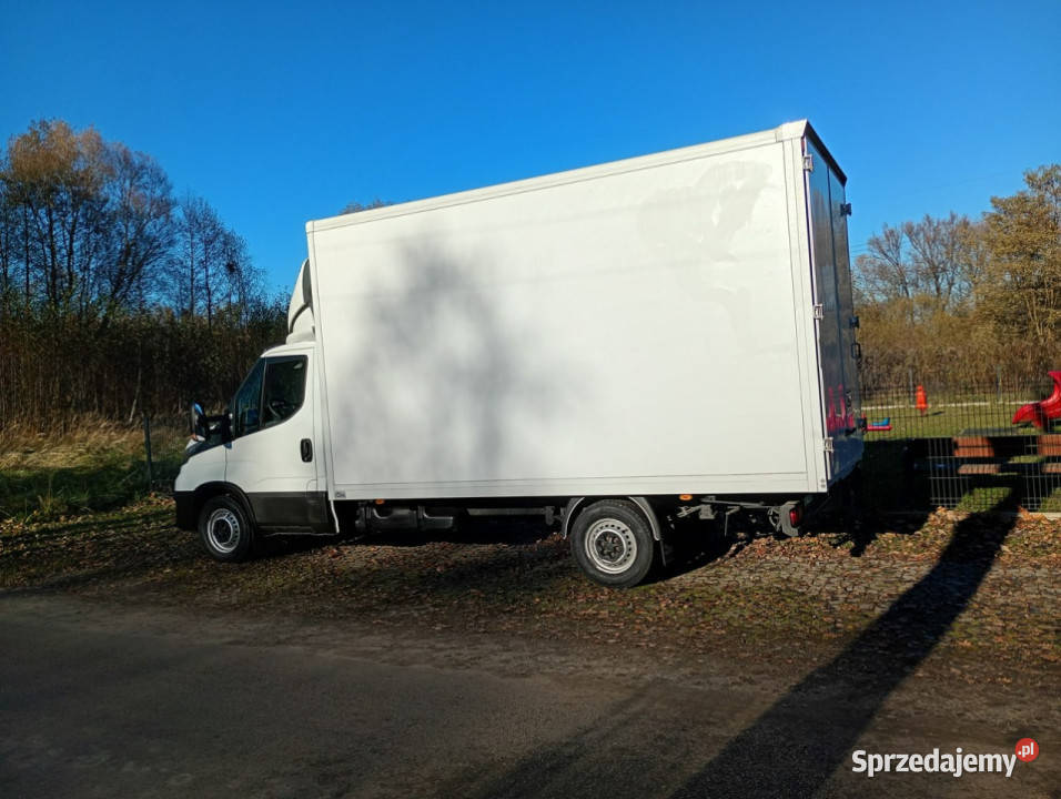 Iveco Daily 35S14 klima 3 osobowy zarejestrowany w Polsce