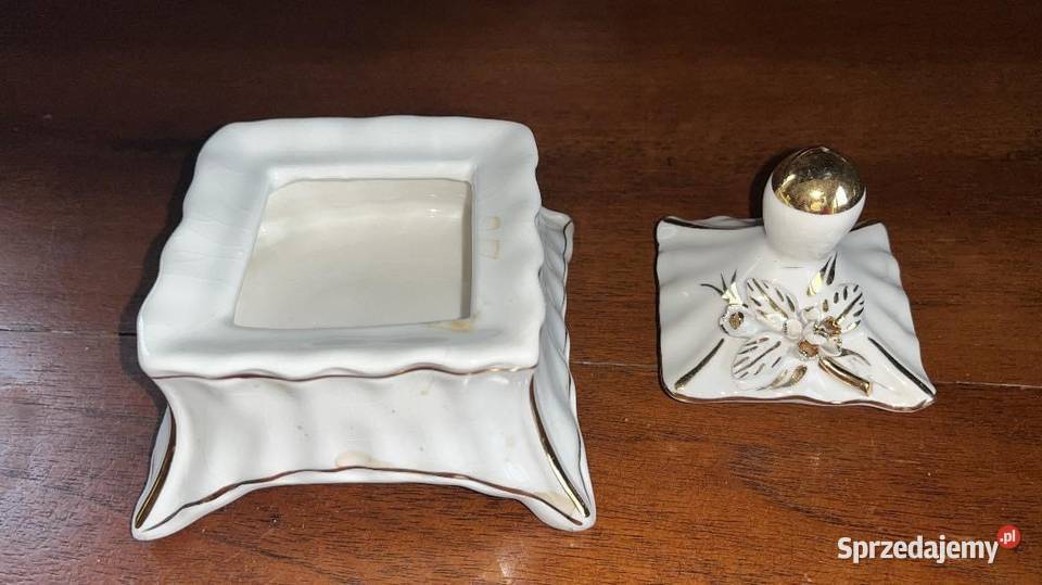 Puzderko na 4 nóżkach Bez sygnatury Gdańsk