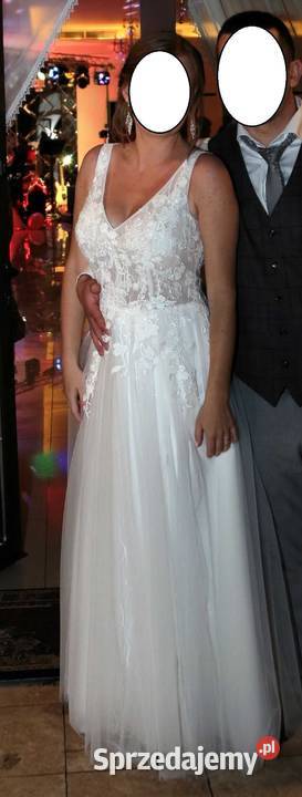 Piękna suknia z wysokiej jakości materiałów R Linia "A" Lublin