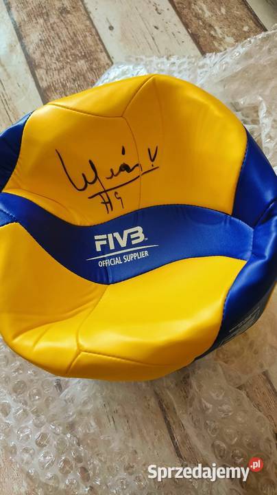 Piłka siatkowa z autografem Wilfredo León Venero Zawory
