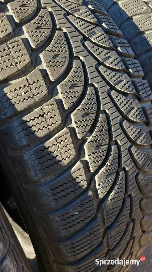 Opony zimowe 23565 r17 Bridgestone blizzak Lm80 235 Nowy Sącz