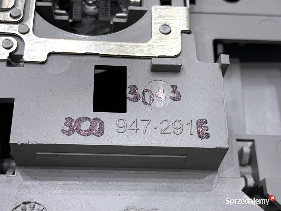 LAMPA SUFITOWA VW PASSAT B7 3C0947291E Kombi podkarpackie