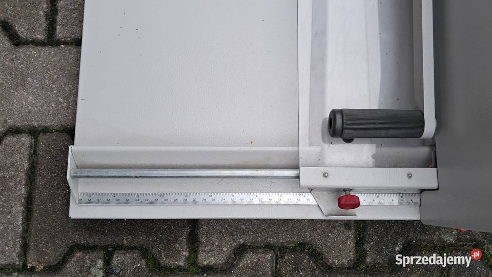 Ręczna Gilotyna do papieru IDEAL 4300 Świecie