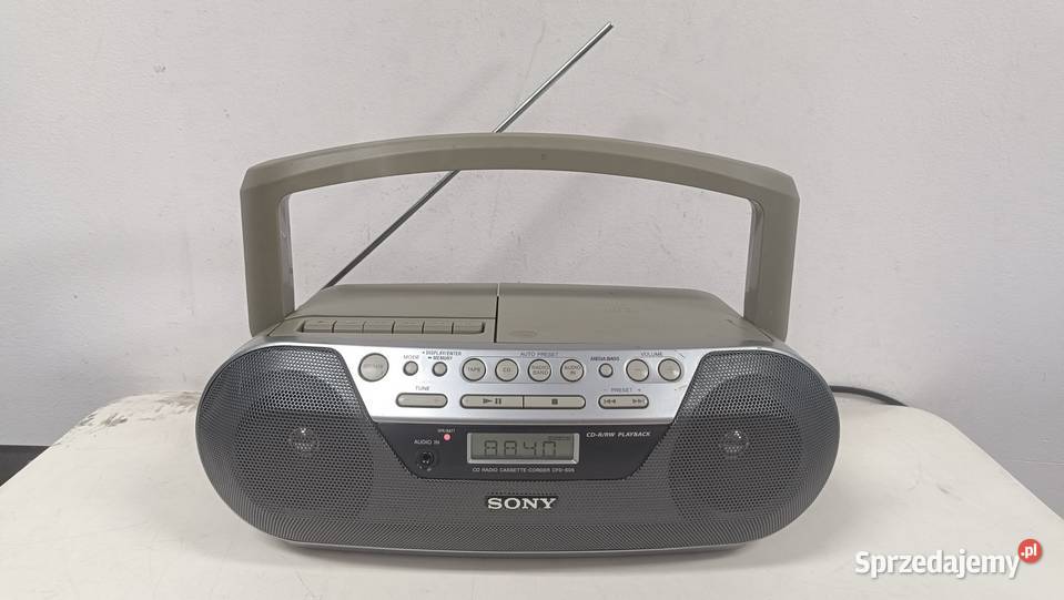SONY CFDS05 Radioodtwarzacz kasetowy z CD