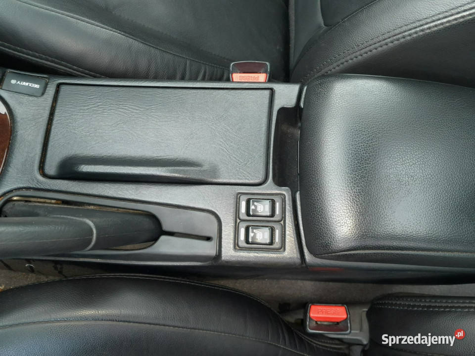 Nissan Maxima 20i V6 klimatronik alu mały nieuszkodzony sprzedam