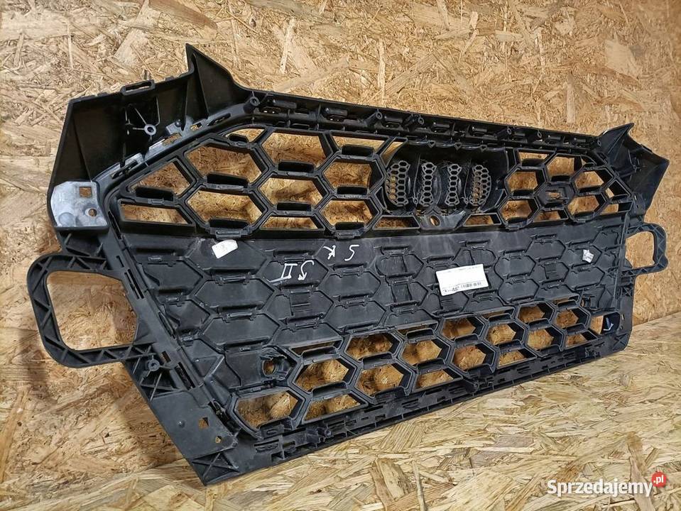 AUDI S4 A4 B9 8W LIFT 20 KRATKA GRILL ATRAPA osobowe