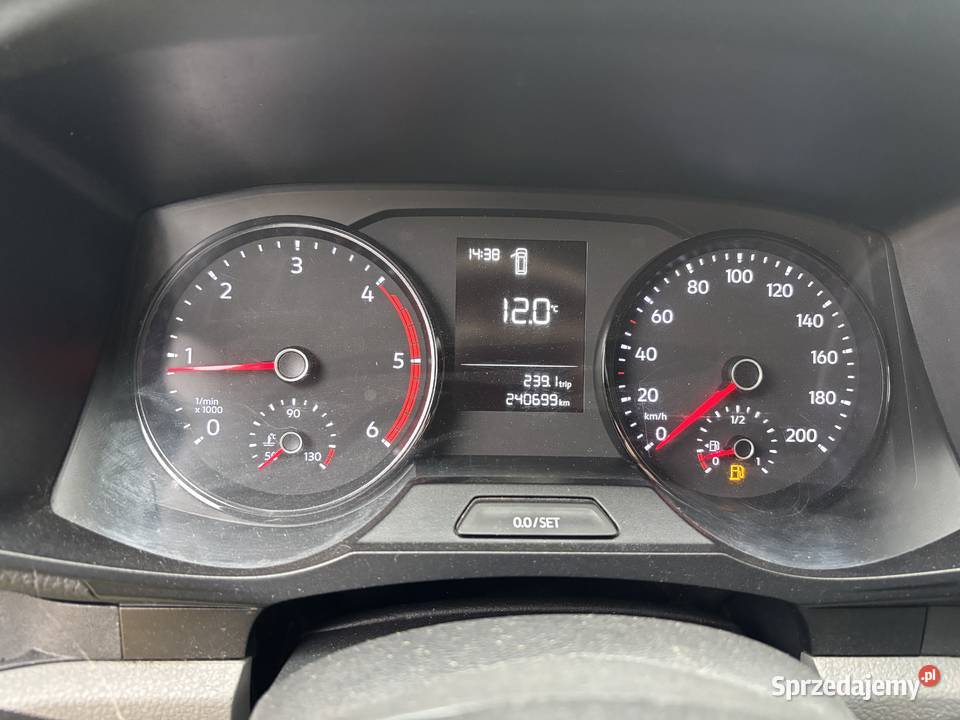 Sprzedam VW Volkswagen Crafter 2017 20 TDI Volkswagen Nisko