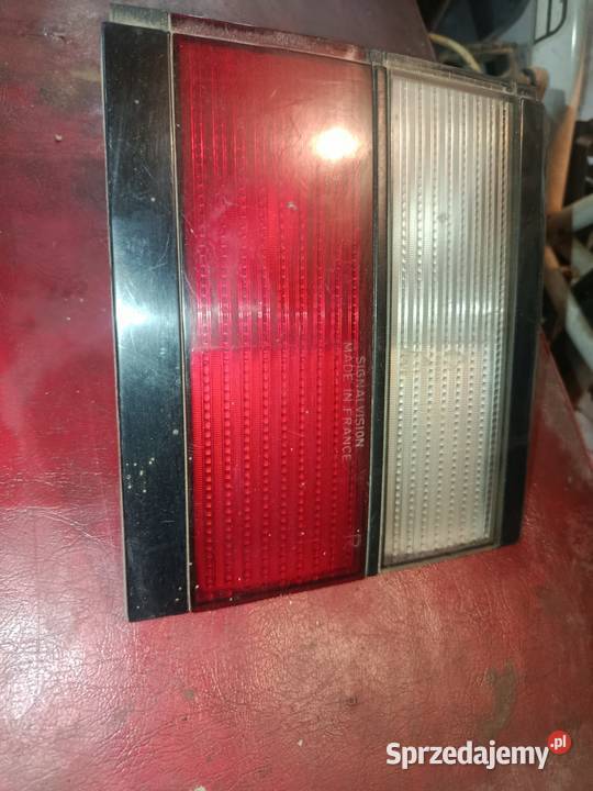 LAMPA TYŁ VW PASSAT B3 PRAWA Albigowa