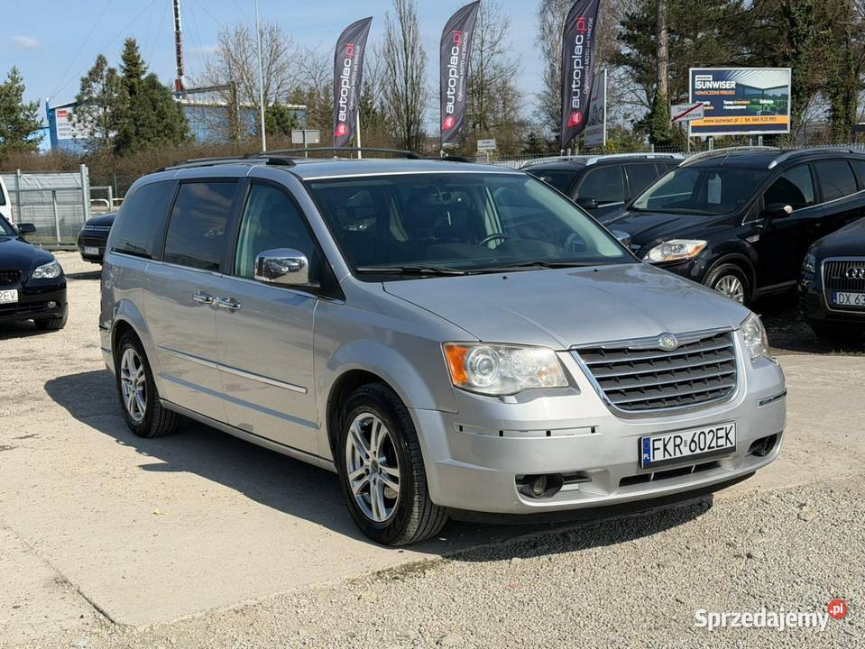 Chrysler Grand Voyager 28 Diesel2010 Automat srebrny Grand Voyager Wrocław