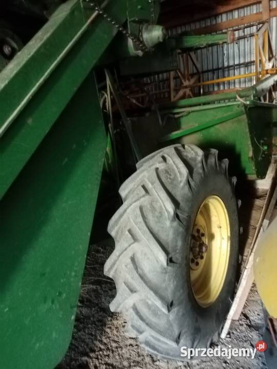 john deere 330 w całości na części uszkodzony Maszyny rolnicze Majdan Ruszowski sprzedam