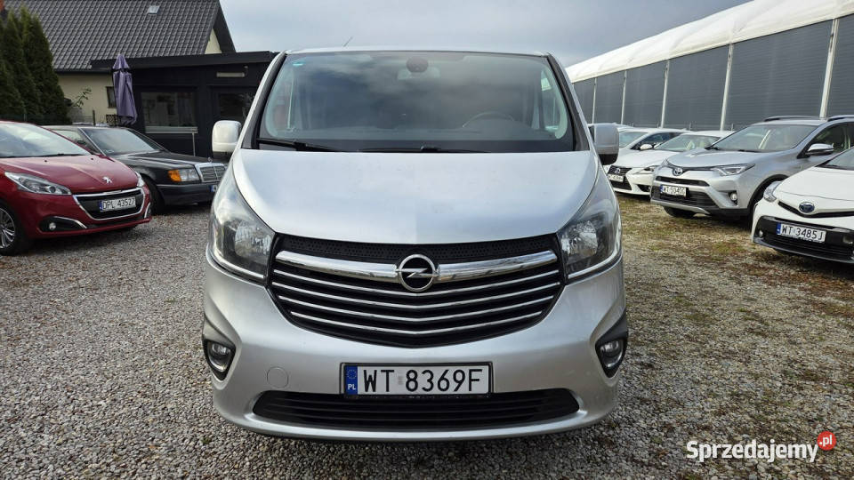 Opel Vivaro 16 CDTI140 8osób Long Skrzydła Otwock Mały