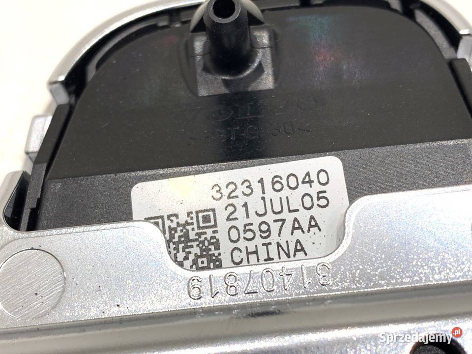 PRZEŁĄCZNIKI KIEROWNICY VOLVO XC60 II 32316040